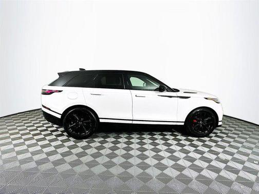 2025 Land Rover Range Rover Velar P250 Dynamic SE