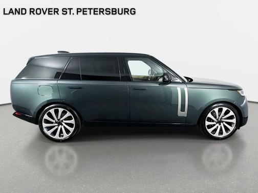 2026 Land Rover Range Rover P400 SE 7 Seat