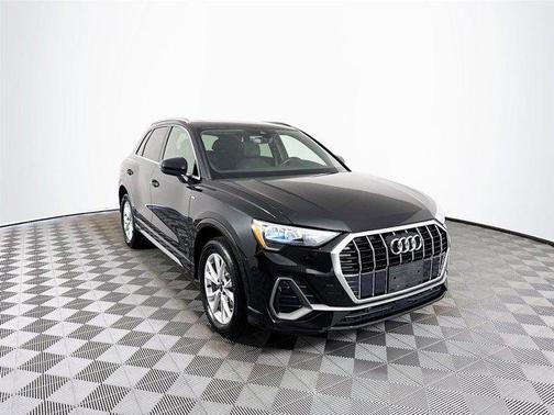 2021 Audi Q3 45 S line Premium