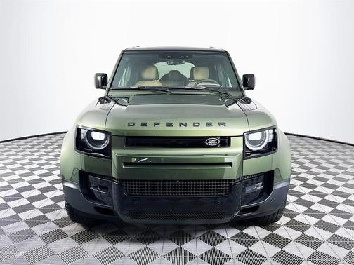 2026 Land Rover Defender S 300PS