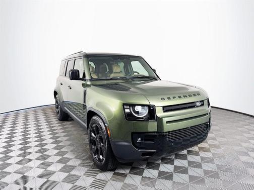 2026 Land Rover Defender S 300PS