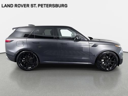 2026 Land Rover Range Rover Sport SE