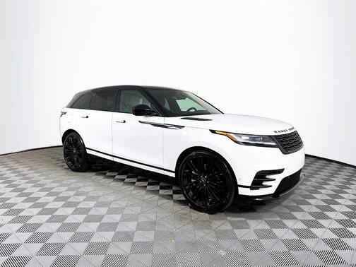 2026 Land Rover Range Rover Velar Dynamic SE
