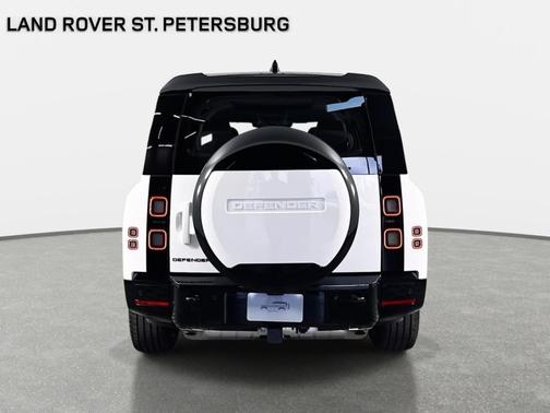 2026 Land Rover Defender P400 X-Dynamic SE