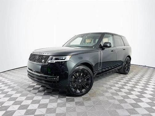 2025 Land Rover Range Rover P530 SE