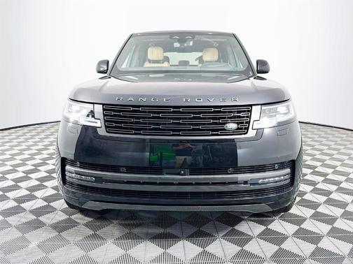 2025 Land Rover Range Rover P530 SE