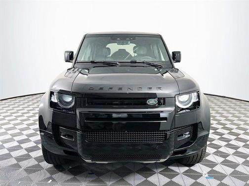 2025 Land Rover Defender P525 V8