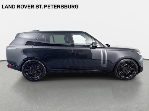 2026 Land Rover Range Rover P530 SE 7 Seat