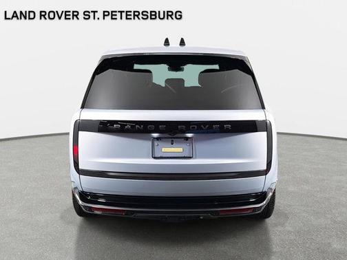 2025 Land Rover Range Rover P530 SE