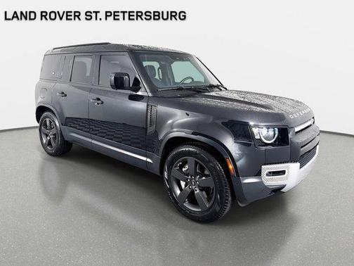 2023 Land Rover Defender 110 SE