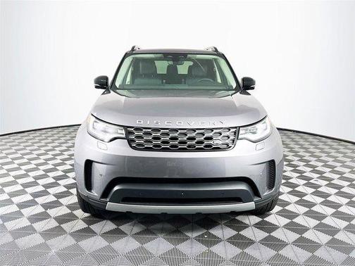 2024 Land Rover Discovery P300 S