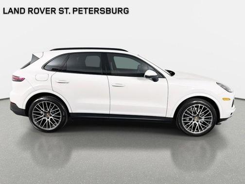 2023 Porsche Cayenne S Platinum Edition