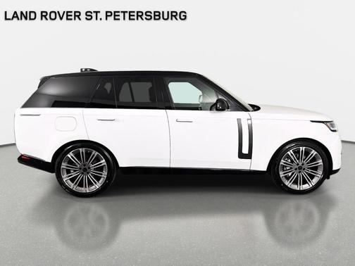 Fuji White 2026 Land Rover Range Rover P400 SE