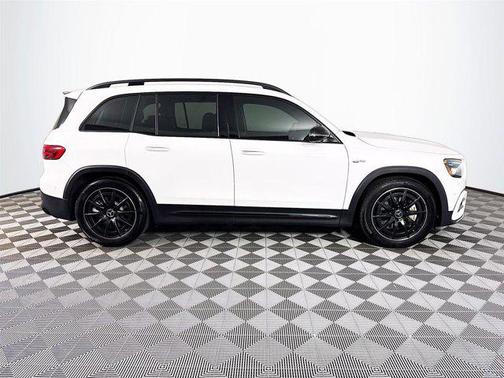 2025 Mercedes-Benz AMG GLB 35 Base