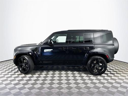 2025 Land Rover Defender P400 X-Dynamic SE