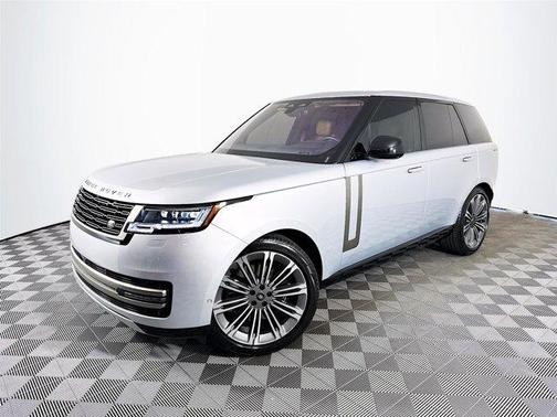 2023 Land Rover Range Rover P530 SE