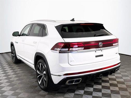 2024 Volkswagen Atlas Cross Sport 2.0T SEL Premium R-Line