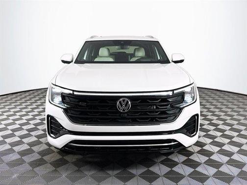 2024 Volkswagen Atlas Cross Sport 2.0T SEL Premium R-Line