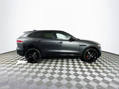 2026 Jaguar F-PACE P400 R-Dynamic S