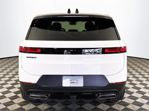 2025 Land Rover Range Rover Sport P360 SE