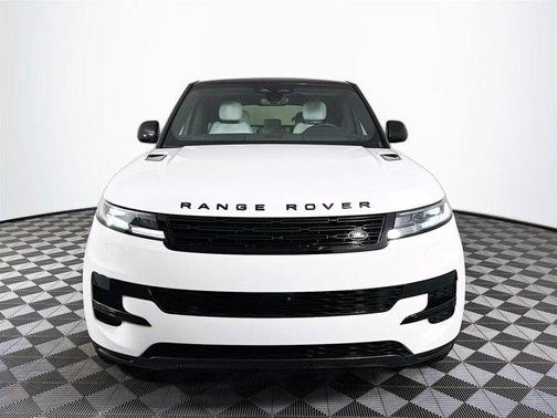 2025 Land Rover Range Rover Sport P360 SE