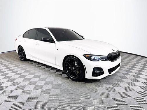 2022 BMW 330 i