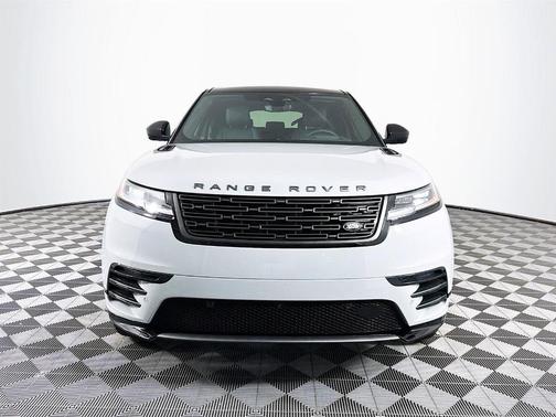 2026 Land Rover Range Rover Velar Dynamic SE