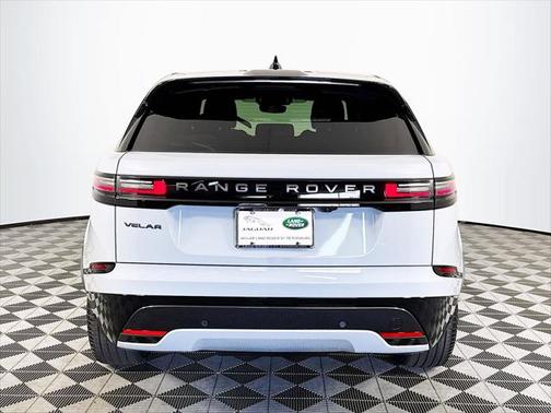 2026 Land Rover Range Rover Velar Dynamic SE