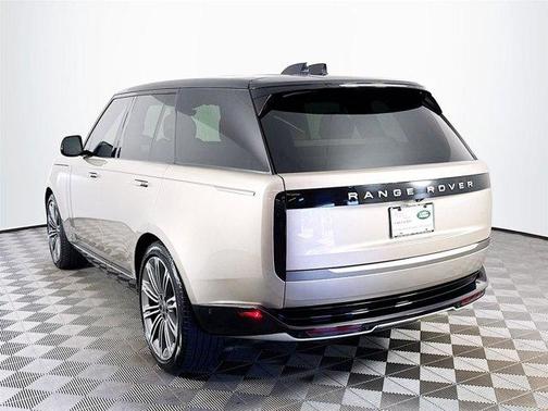 2024 Land Rover Range Rover P400 SE
