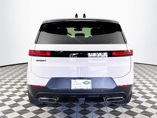 2025 Land Rover Range Rover Sport P360 SE