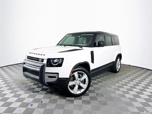 2024 Land Rover Defender P500 SE