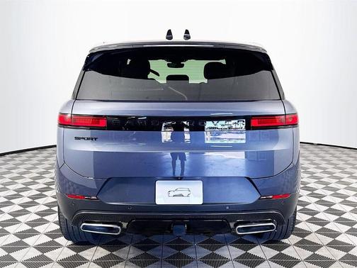 2025 Land Rover Range Rover Sport P360 SE