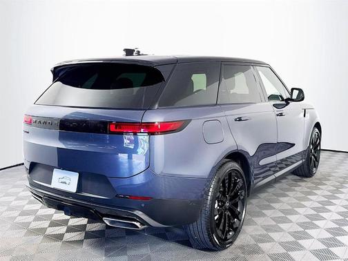 2025 Land Rover Range Rover Sport P360 SE