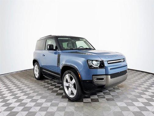 2024 Land Rover Defender P400 X-Dynamic SE