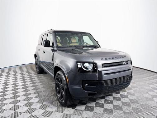 2026 Land Rover Defender S 300PS