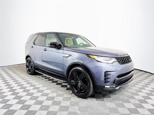2025 Land Rover Discovery P360 Dynamic SE