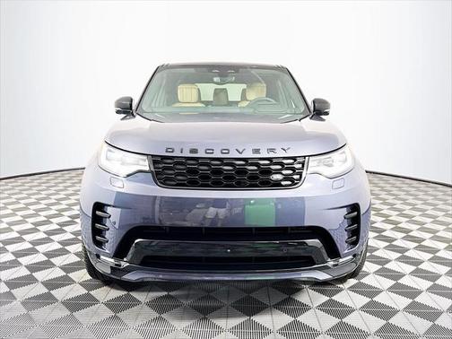 2025 Land Rover Discovery P360 Dynamic SE