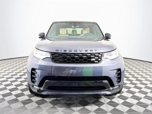 2025 Land Rover Discovery P360 Dynamic SE