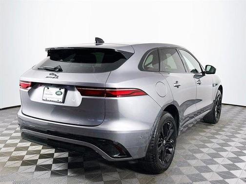 2024 Jaguar F-PACE P250 R-Dynamic S