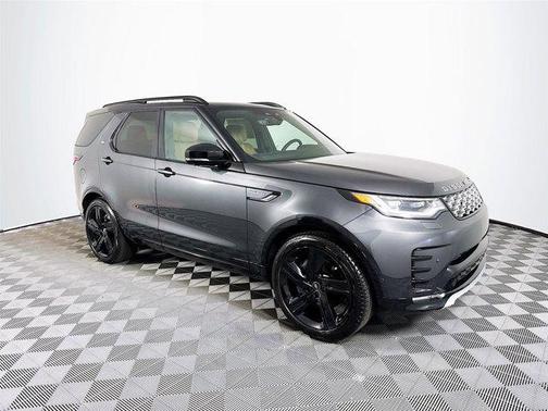 2026 Land Rover Discovery Tempest Edition