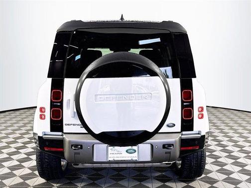 2023 Land Rover Defender 110 X-Dynamic SE
