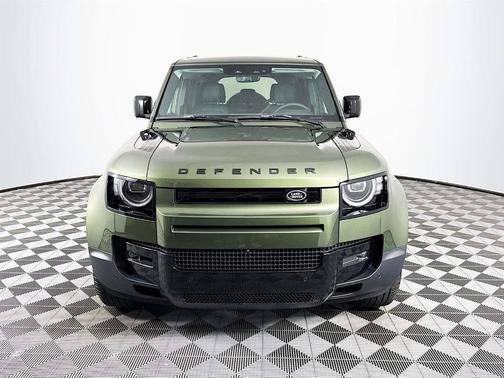 2026 Land Rover Defender 110 S