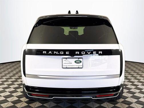 2024 Land Rover Range Rover P550e Autobiography