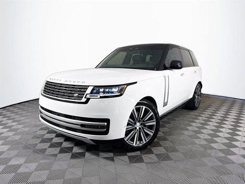 2024 Land Rover Range Rover P550e Autobiography