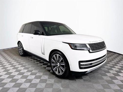 2024 Land Rover Range Rover P550e Autobiography