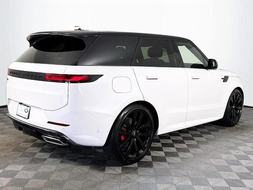 2025 Land Rover Range Rover Sport P400 Dynamic SE