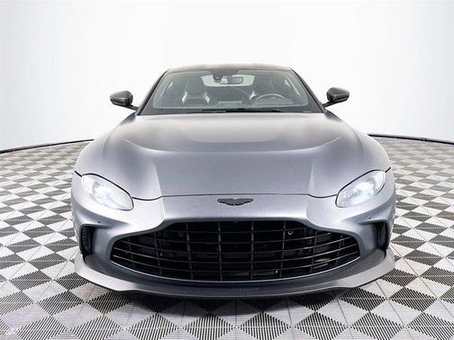 2023 Aston Martin Vantage Base