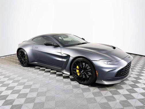 2023 Aston Martin Vantage Base