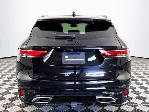 2023 Jaguar F-PACE R-Dynamic S