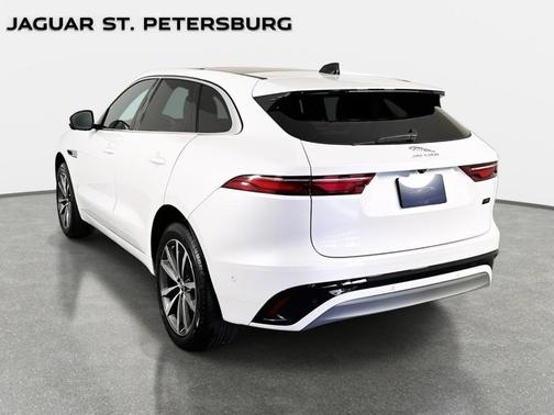 Ostuni Pearl White 2026 Jaguar F-PACE P250 R-Dynamic S